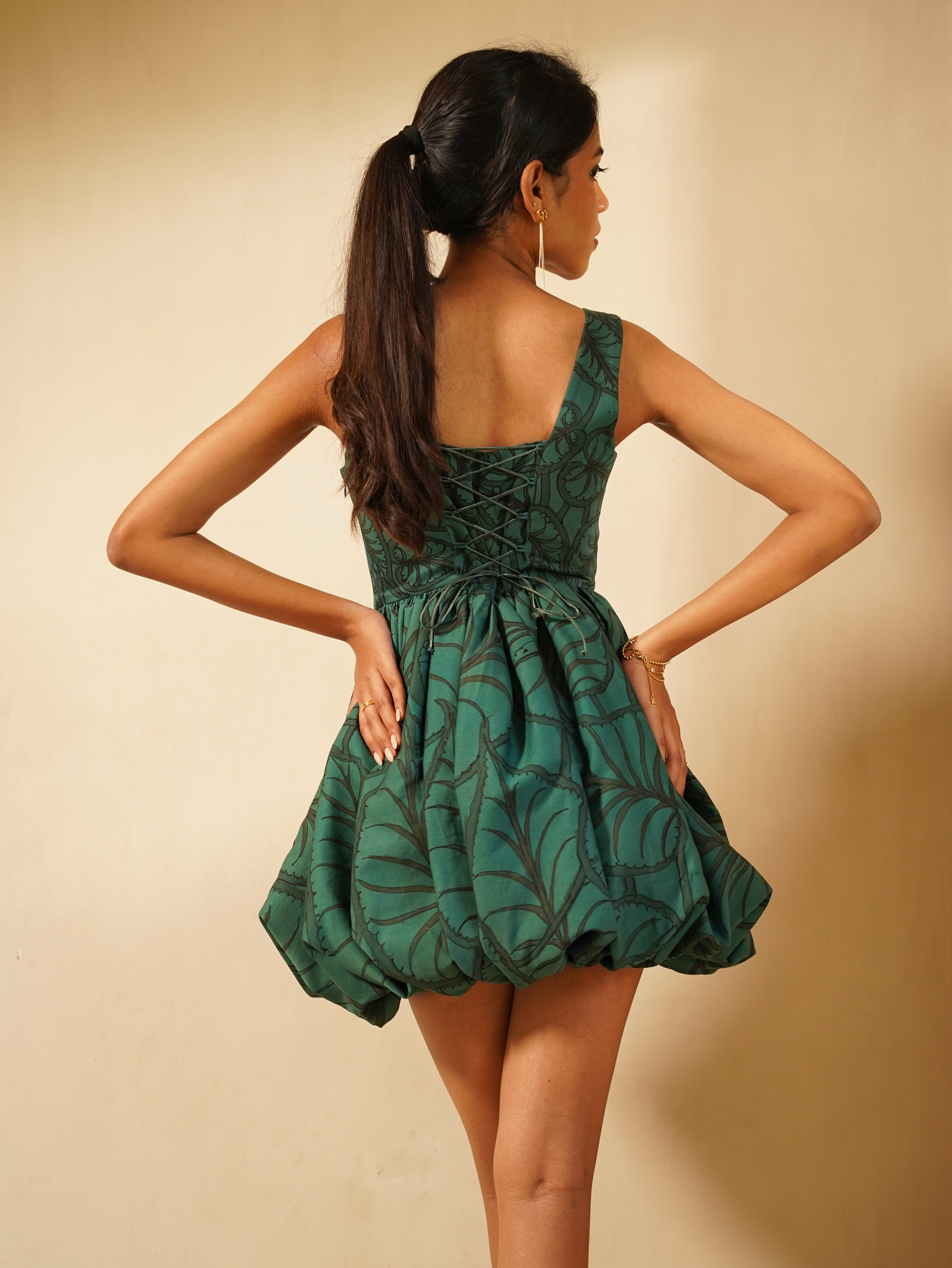 green clothing GREENCLOTHING×DEELUXE 美品 Vrita Dress - Emerald – DIBO.CLOTHING