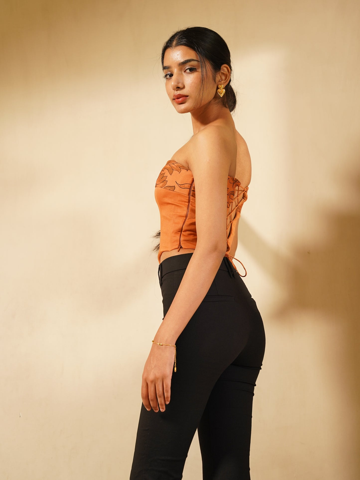 Nira Corset- Apricot