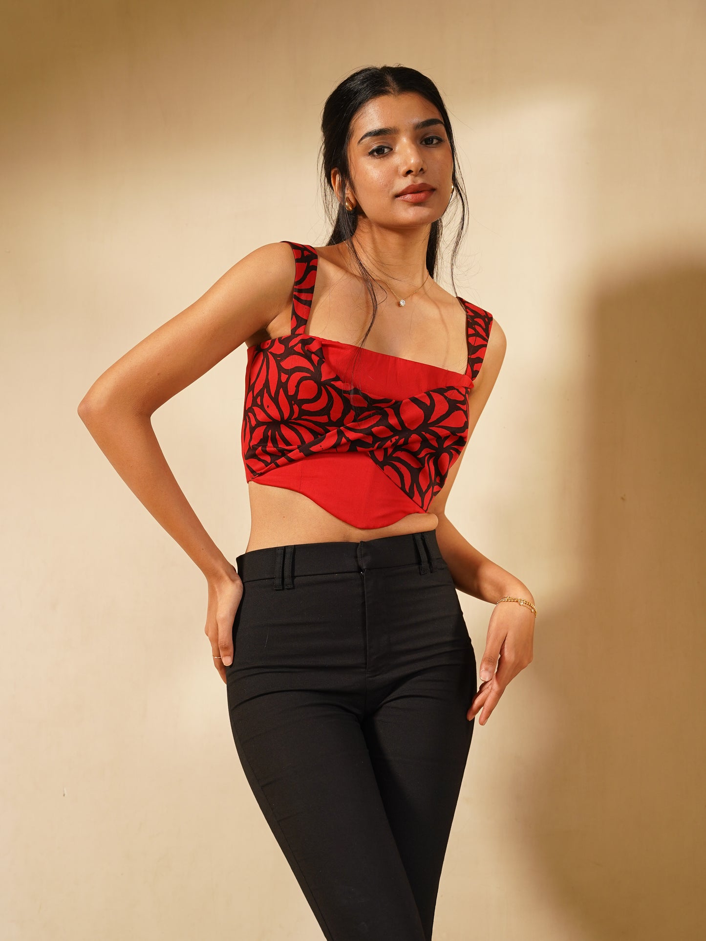 Reia Bow Corset - Cherry